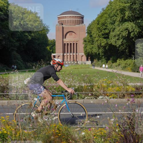 14.09.2025 - Stadtparktriathlon Michael Burmester http://msf.ph/oto/8904013 14.09.2025 10:59:23 Radfahren 748, 752, 775, 800, 813, 886, 889 meine-sportfotos.de