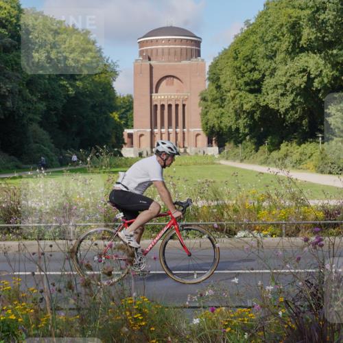 14.09.2025 - Stadtparktriathlon Michael Burmester http://msf.ph/oto/8904054 14.09.2025 11:01:24 Radfahren 766, 772, 808, 847, 876, 902 meine-sportfotos.de