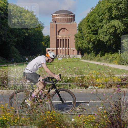 14.09.2025 - Stadtparktriathlon Michael Burmester http://msf.ph/oto/8904055 14.09.2025 11:01:26 Radfahren 728, 766, 772, 808, 847, 876 meine-sportfotos.de