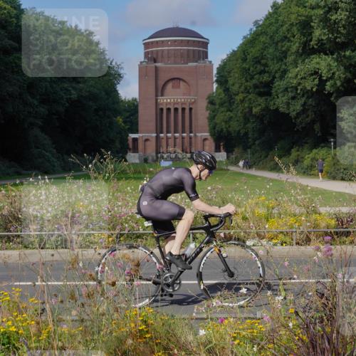 14.09.2025 - Stadtparktriathlon Michael Burmester http://msf.ph/oto/8904095 14.09.2025 11:03:27 Radfahren 657, 668, 764, 782, 783, 788, 811, 817 meine-sportfotos.de