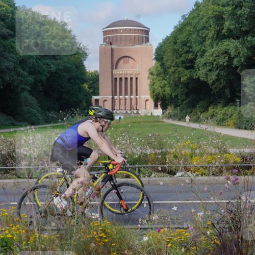 14.09.2025 - Stadtparktriathlon Michael Burmester http://msf.ph/oto/8904111 14.09.2025 11:04:10 Radfahren 655, 755, 778, 818, 911, 914 meine-sportfotos.de