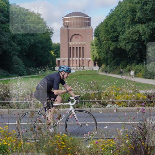 14.09.2025 - Stadtparktriathlon Michael Burmester http://msf.ph/oto/8904125 14.09.2025 11:04:47 Radfahren 754, 807, 828, 905 meine-sportfotos.de