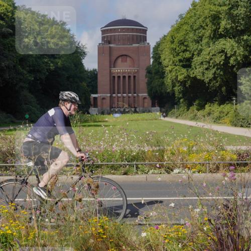 14.09.2025 - Stadtparktriathlon Michael Burmester http://msf.ph/oto/8904161 14.09.2025 11:06:39 Radfahren 748, 775, 777, 816, 820, 862 meine-sportfotos.de