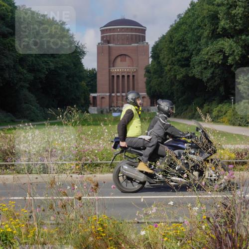 14.09.2025 - Stadtparktriathlon Michael Burmester http://msf.ph/oto/8904164 14.09.2025 11:06:53 Radfahren 752, 775, 874, 882 meine-sportfotos.de