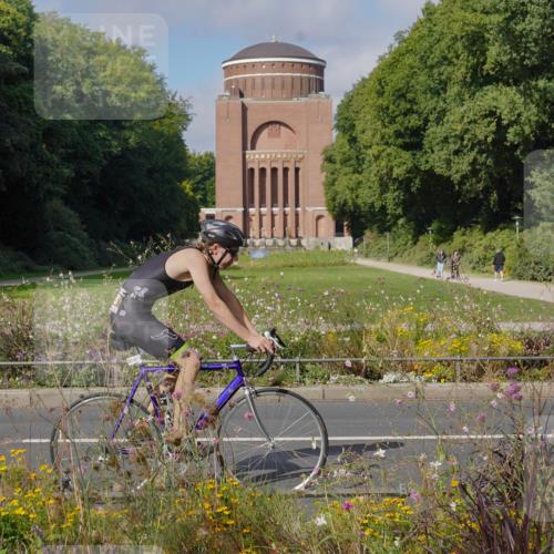 14.09.2025 - Stadtparktriathlon Michael Burmester http://msf.ph/oto/8904183 14.09.2025 11:07:59 Radfahren 829, 847, 858, 894, 921 meine-sportfotos.de