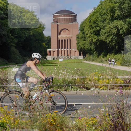 14.09.2025 - Stadtparktriathlon Michael Burmester http://msf.ph/oto/8904223 14.09.2025 11:10:42 Radfahren 643, 761, 916 meine-sportfotos.de