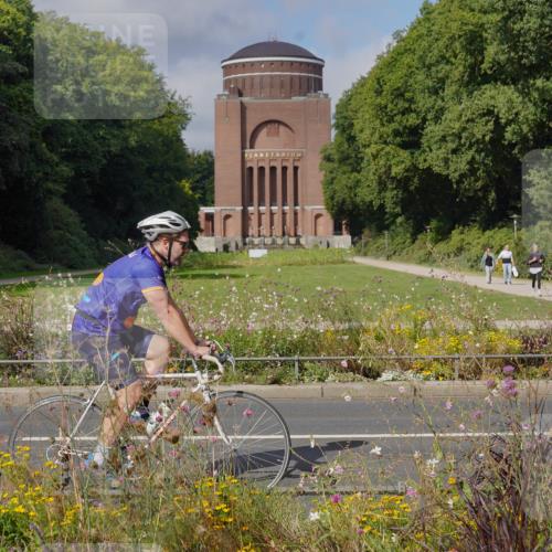 14.09.2025 - Stadtparktriathlon Michael Burmester http://msf.ph/oto/8904224 14.09.2025 11:10:49 Radfahren 760, 761, 786, 854, 890, 909, 916 meine-sportfotos.de