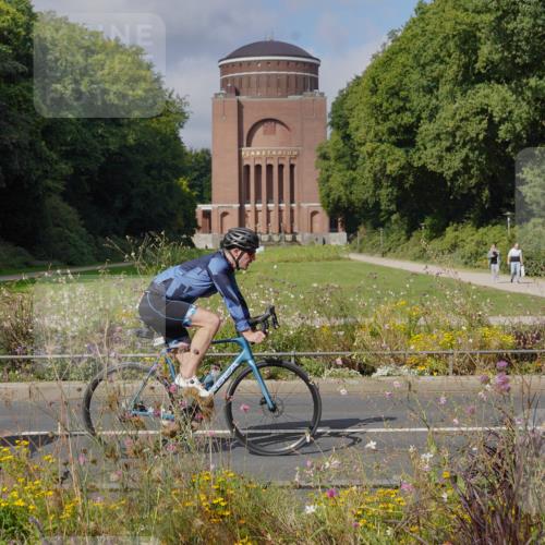 14.09.2025 - Stadtparktriathlon Michael Burmester http://msf.ph/oto/8904225 14.09.2025 11:10:51 Radfahren 760, 761, 772, 786, 854, 890, 909, 916 meine-sportfotos.de