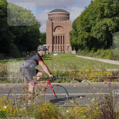 14.09.2025 - Stadtparktriathlon Michael Burmester http://msf.ph/oto/8904248 14.09.2025 11:12:15 Radfahren 734, 774, 801, 803, 807, 835, 846, 905 meine-sportfotos.de