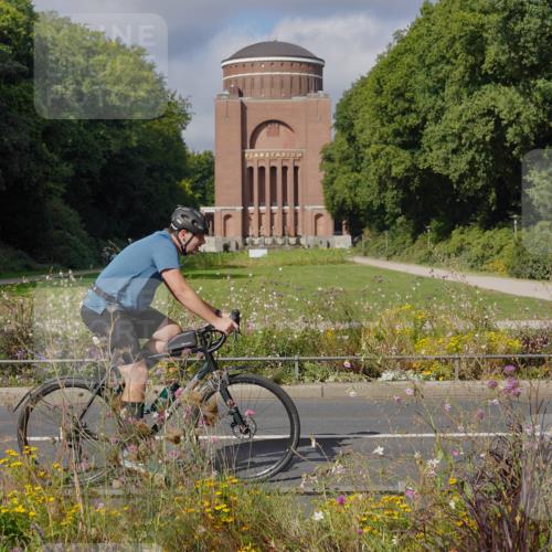 14.09.2025 - Stadtparktriathlon Michael Burmester http://msf.ph/oto/8904265 14.09.2025 11:13:17 Radfahren 776, 827, 828, 861, 891, 897, 973 meine-sportfotos.de