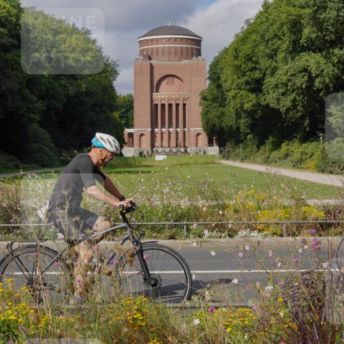 14.09.2025 - Stadtparktriathlon Michael Burmester http://msf.ph/oto/8904280 14.09.2025 11:14:12 Radfahren 744, 796, 824, 847, 850, 873, 1012 meine-sportfotos.de