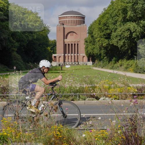 14.09.2025 - Stadtparktriathlon Michael Burmester http://msf.ph/oto/8904298 14.09.2025 11:15:31 Radfahren 756, 777, 816, 829, 837, 842, 880, 892, 901, 921 meine-sportfotos.de