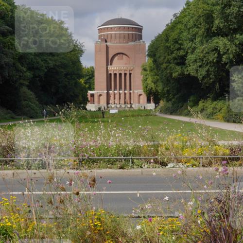 14.09.2025 - Stadtparktriathlon Michael Burmester http://msf.ph/oto/8904308 14.09.2025 11:15:55 Radfahren 739, 875, 893, 940 meine-sportfotos.de