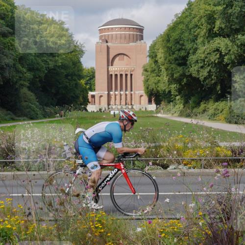 14.09.2025 - Stadtparktriathlon Michael Burmester http://msf.ph/oto/8904316 14.09.2025 11:16:21 Radfahren 655, 808, 831, 851, 876, 895, 943, 968 meine-sportfotos.de