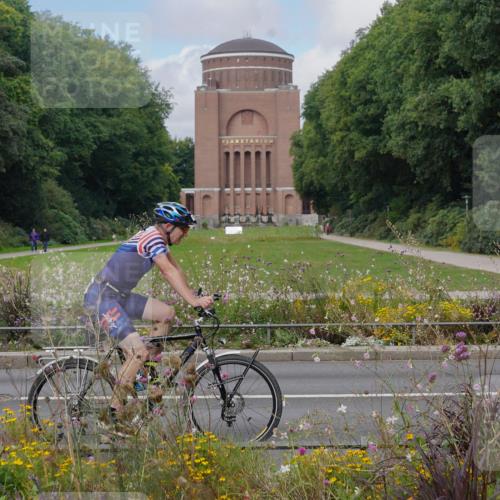 14.09.2025 - Stadtparktriathlon Michael Burmester http://msf.ph/oto/8904344 14.09.2025 11:18:41 Radfahren 724, 868, 932, 934, 985, 993, 1015 meine-sportfotos.de