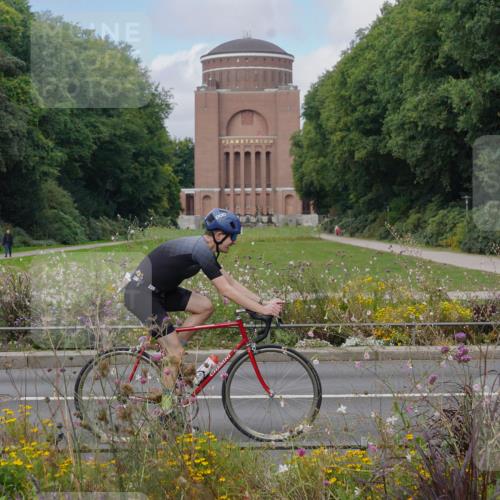 14.09.2025 - Stadtparktriathlon Michael Burmester http://msf.ph/oto/8904349 14.09.2025 11:18:53 Radfahren 826, 852, 919, 996, 1006 meine-sportfotos.de