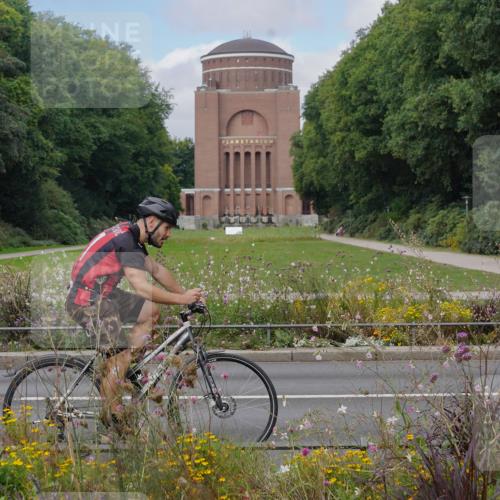 14.09.2025 - Stadtparktriathlon Michael Burmester http://msf.ph/oto/8904352 14.09.2025 11:19:11 Radfahren 797, 806, 835, 911, 914, 947, 969 meine-sportfotos.de