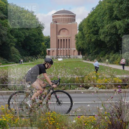 14.09.2025 - Stadtparktriathlon Michael Burmester http://msf.ph/oto/8904364 14.09.2025 11:19:49 Radfahren 825, 836, 898, 1009, 1020 meine-sportfotos.de