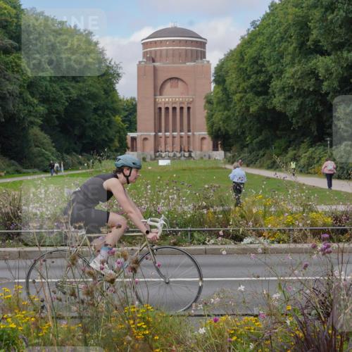 14.09.2025 - Stadtparktriathlon Michael Burmester http://msf.ph/oto/8904365 14.09.2025 11:19:50 Radfahren 825, 836, 898, 1009, 1020 meine-sportfotos.de