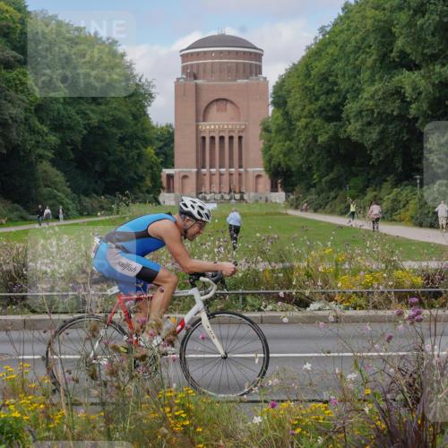 14.09.2025 - Stadtparktriathlon Michael Burmester http://msf.ph/oto/8904368 14.09.2025 11:20:00 Radfahren 836, 841, 867, 975, 984, 990 meine-sportfotos.de