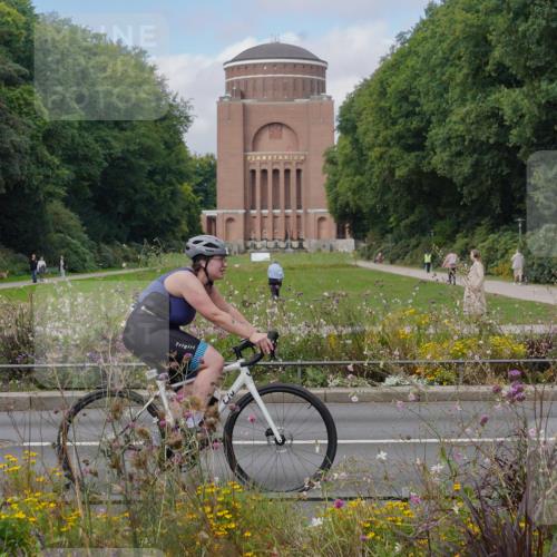 14.09.2025 - Stadtparktriathlon Michael Burmester http://msf.ph/oto/8904369 14.09.2025 11:20:04 Radfahren 841, 867, 925, 975, 984, 990 meine-sportfotos.de
