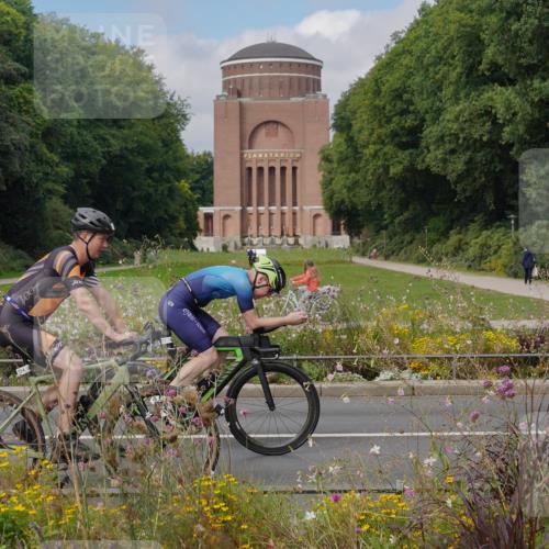 14.09.2025 - Stadtparktriathlon Michael Burmester http://msf.ph/oto/8904395 14.09.2025 11:21:40 Radfahren 734, 871, 927, 955, 960 meine-sportfotos.de