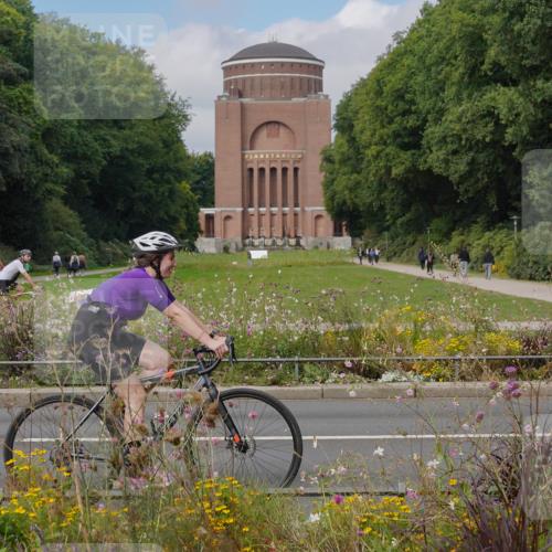 14.09.2025 - Stadtparktriathlon Michael Burmester http://msf.ph/oto/8904407 14.09.2025 11:22:12 Radfahren 842, 855, 929, 939, 952, 964, 972, 1007, 1014, 1017 meine-sportfotos.de