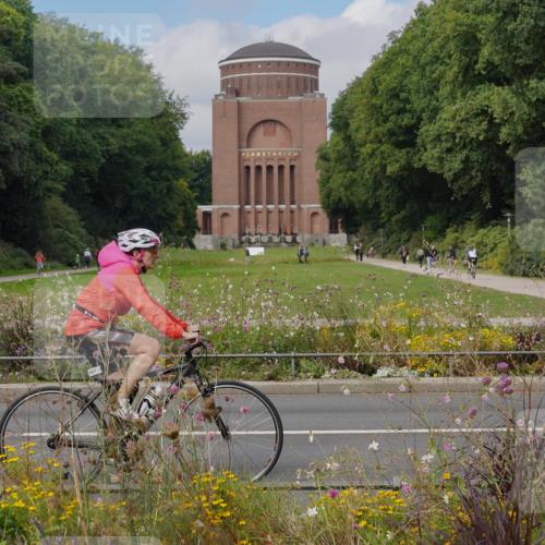 14.09.2025 - Stadtparktriathlon Michael Burmester http://msf.ph/oto/8904413 14.09.2025 11:22:22 Radfahren 850, 855, 997 meine-sportfotos.de
