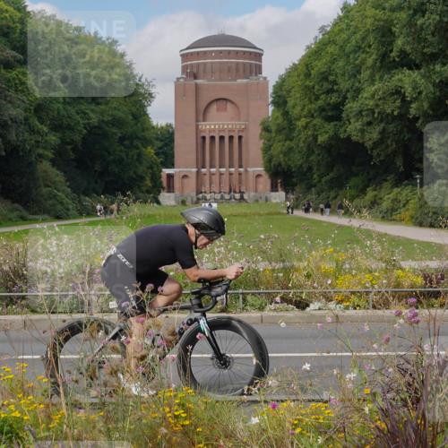 14.09.2025 - Stadtparktriathlon Michael Burmester http://msf.ph/oto/8904418 14.09.2025 11:22:41 Radfahren 857, 862, 870, 875, 892, 921, 957, 958, 998 meine-sportfotos.de