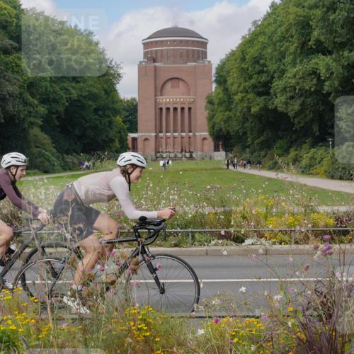 14.09.2025 - Stadtparktriathlon Michael Burmester http://msf.ph/oto/8904425 14.09.2025 11:22:53 Radfahren 831, 862, 875, 918, 921, 948, 963, 974, 1001, 1002 meine-sportfotos.de