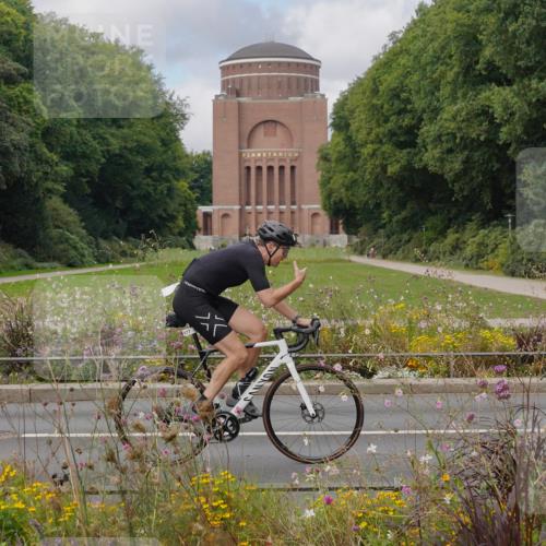 14.09.2025 - Stadtparktriathlon Michael Burmester http://msf.ph/oto/8904458 14.09.2025 11:24:42 Radfahren 756, 877, 900, 962 meine-sportfotos.de