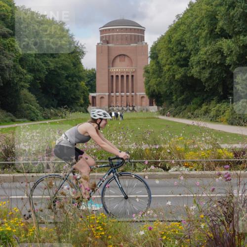 14.09.2025 - Stadtparktriathlon Michael Burmester http://msf.ph/oto/8904463 14.09.2025 11:24:57 Radfahren 839, 843, 950, 967 meine-sportfotos.de