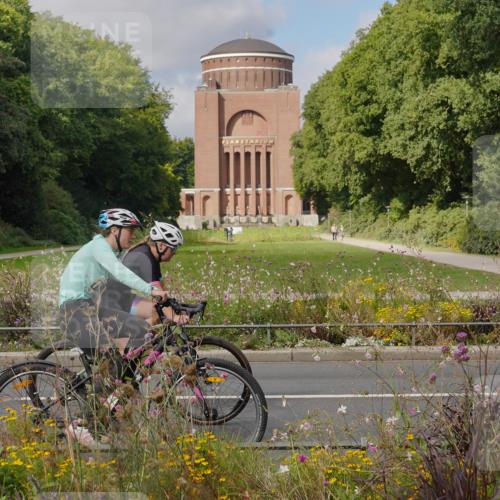 14.09.2025 - Stadtparktriathlon Michael Burmester http://msf.ph/oto/8904503 14.09.2025 11:27:47 Radfahren 833, 841, 853, 872, 890, 897, 944, 990, 1009, 1016, 1020 meine-sportfotos.de
