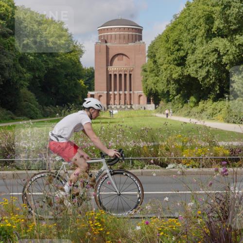 14.09.2025 - Stadtparktriathlon Michael Burmester http://msf.ph/oto/8904508 14.09.2025 11:27:55 Radfahren 833, 848, 853, 872, 890, 897, 916, 1009 meine-sportfotos.de