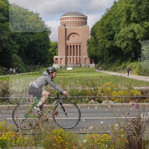 14.09.2025 - Stadtparktriathlon Michael Burmester http://msf.ph/oto/8904550 14.09.2025 11:31:01 Radfahren 862, 882, 920, 929, 945, 957, 964, 987 meine-sportfotos.de