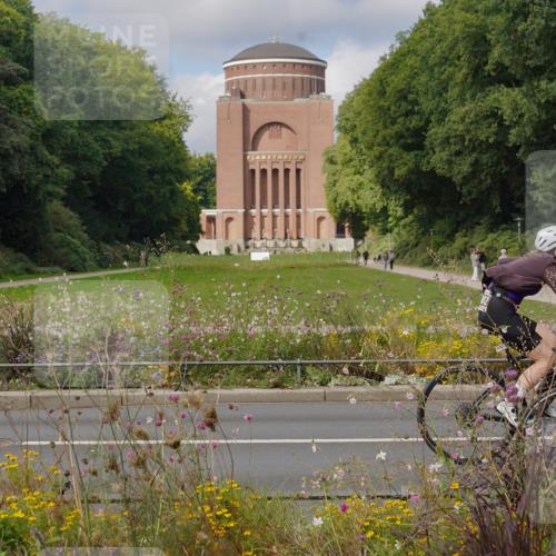 14.09.2025 - Stadtparktriathlon Michael Burmester http://msf.ph/oto/8904561 14.09.2025 11:31:26 Radfahren 857, 978, 1001, 1002 meine-sportfotos.de