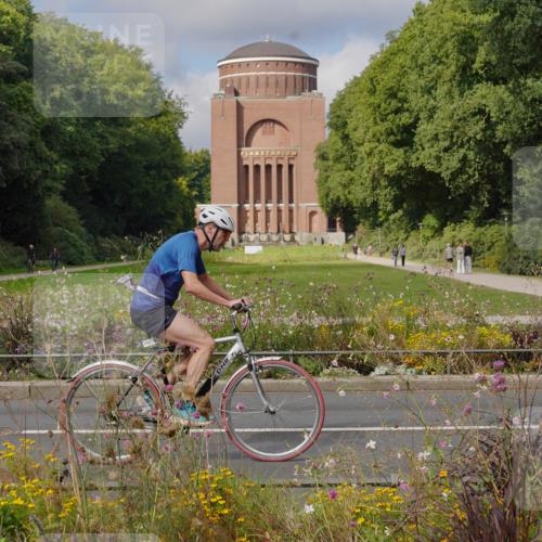 14.09.2025 - Stadtparktriathlon Michael Burmester http://msf.ph/oto/8904565 14.09.2025 11:31:41 Radfahren 876, 893, 895, 940, 958 meine-sportfotos.de