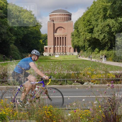 14.09.2025 - Stadtparktriathlon Michael Burmester http://msf.ph/oto/8904566 14.09.2025 11:31:42 Radfahren 876, 893, 895, 940, 958 meine-sportfotos.de