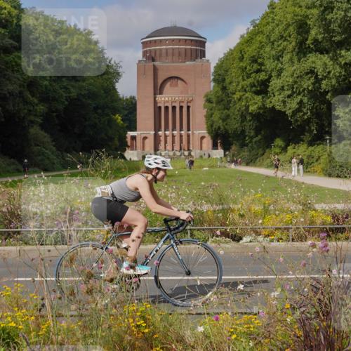 14.09.2025 - Stadtparktriathlon Michael Burmester http://msf.ph/oto/8904582 14.09.2025 11:32:47 Radfahren 936, 950, 967, 994 meine-sportfotos.de