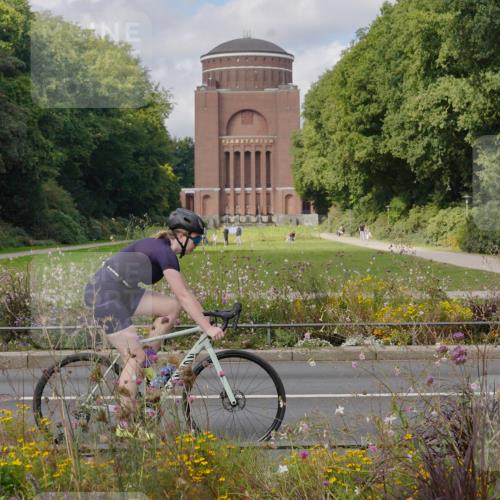 14.09.2025 - Stadtparktriathlon Michael Burmester http://msf.ph/oto/8904606 14.09.2025 11:34:33 Radfahren 902, 926, 969, 1035 meine-sportfotos.de