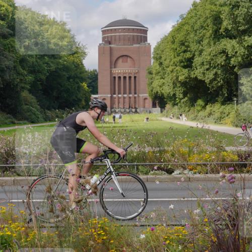 14.09.2025 - Stadtparktriathlon Michael Burmester http://msf.ph/oto/8904608 14.09.2025 11:34:35 Radfahren 902, 926, 969, 993, 1035 meine-sportfotos.de