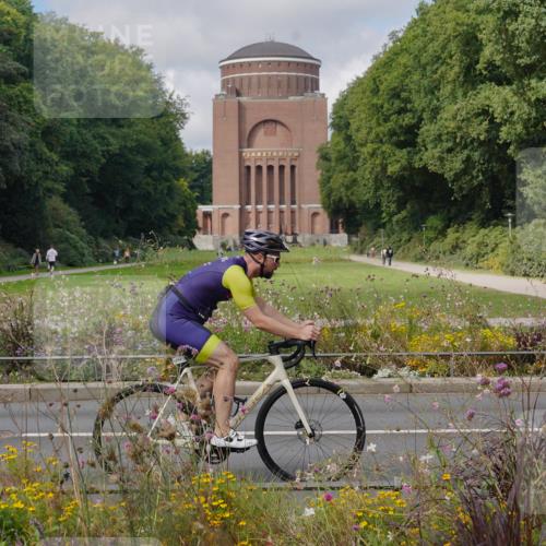 14.09.2025 - Stadtparktriathlon Michael Burmester http://msf.ph/oto/8904657 14.09.2025 11:37:45 Radfahren 981, 984, 1026, 1039, 1043, 1054, 1107 meine-sportfotos.de