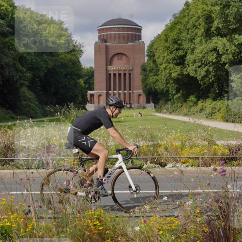 14.09.2025 - Stadtparktriathlon Michael Burmester http://msf.ph/oto/8904692 14.09.2025 11:39:28 Radfahren 940, 960, 1031, 1058, 1073, 1087, 1110 meine-sportfotos.de