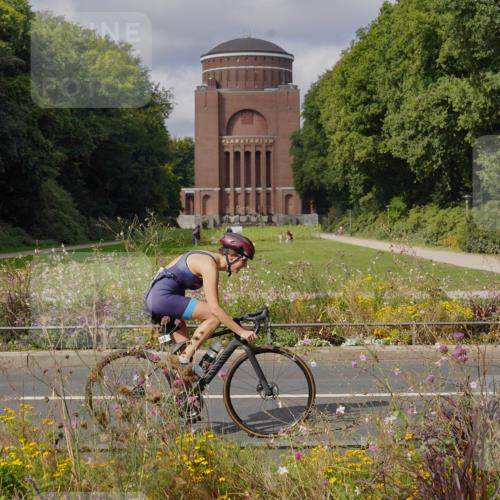 14.09.2025 - Stadtparktriathlon Michael Burmester http://msf.ph/oto/8904693 14.09.2025 11:39:32 Radfahren 940, 960, 1031, 1058, 1073, 1088, 1110, 1120 meine-sportfotos.de