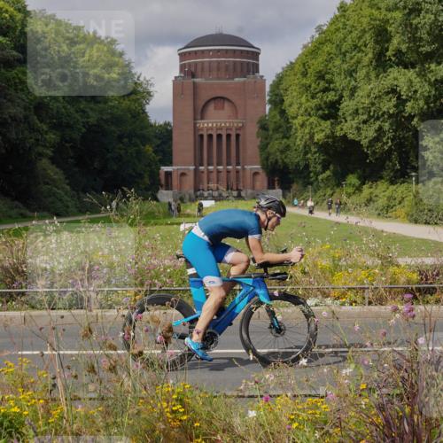 14.09.2025 - Stadtparktriathlon Michael Burmester http://msf.ph/oto/8904721 14.09.2025 11:40:52 Radfahren 948, 958, 978, 1006, 1036, 1071, 1098 meine-sportfotos.de