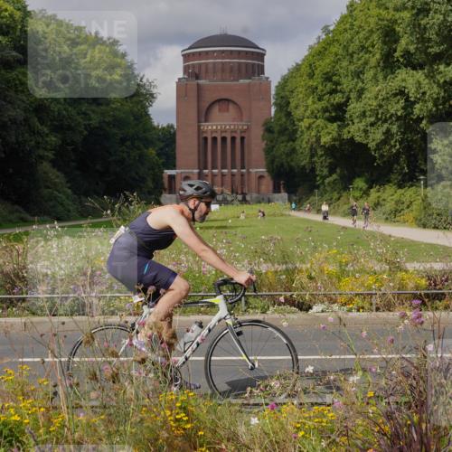 14.09.2025 - Stadtparktriathlon Michael Burmester http://msf.ph/oto/8904724 14.09.2025 11:40:58 Radfahren 958, 992, 1006, 1071, 1098 meine-sportfotos.de