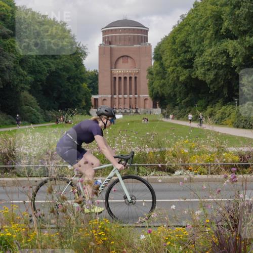 14.09.2025 - Stadtparktriathlon Michael Burmester http://msf.ph/oto/8904764 14.09.2025 11:42:52 Radfahren 824, 926, 941, 990, 1000, 1029, 1055, 1075, 1094 meine-sportfotos.de