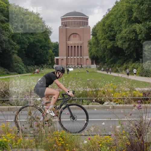 14.09.2025 - Stadtparktriathlon Michael Burmester http://msf.ph/oto/8904796 14.09.2025 11:44:31 Radfahren 931, 938, 944, 973, 982, 989, 1009, 1040, 1051, 1085 meine-sportfotos.de