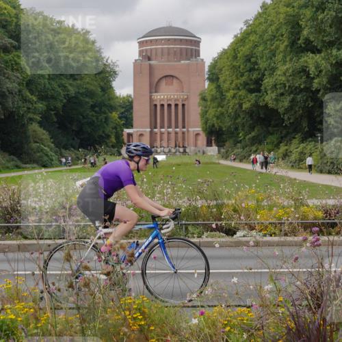 14.09.2025 - Stadtparktriathlon Michael Burmester http://msf.ph/oto/8904826 14.09.2025 11:46:25 Radfahren 943, 1046, 1062, 1065, 1086 meine-sportfotos.de