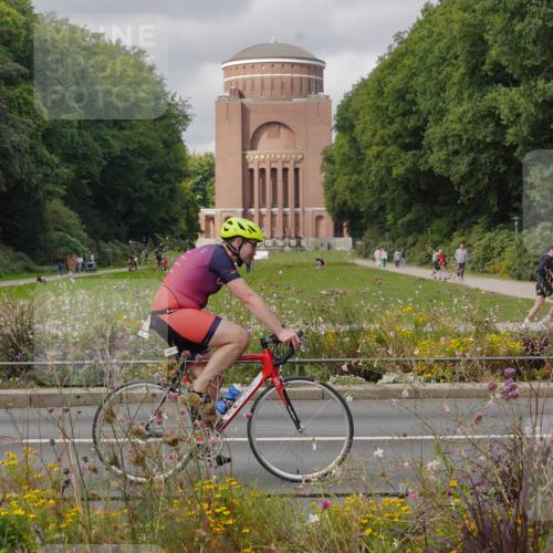 14.09.2025 - Stadtparktriathlon Michael Burmester http://msf.ph/oto/8904832 14.09.2025 11:46:42 Radfahren 939, 1025, 1031, 1058, 1063, 1087 meine-sportfotos.de
